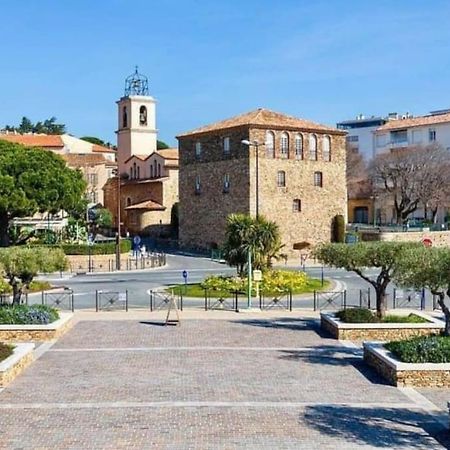 Proche Mer Et Centre Appart 2 Pieces Wifi&Clim Sainte-Maxime Bagian luar foto