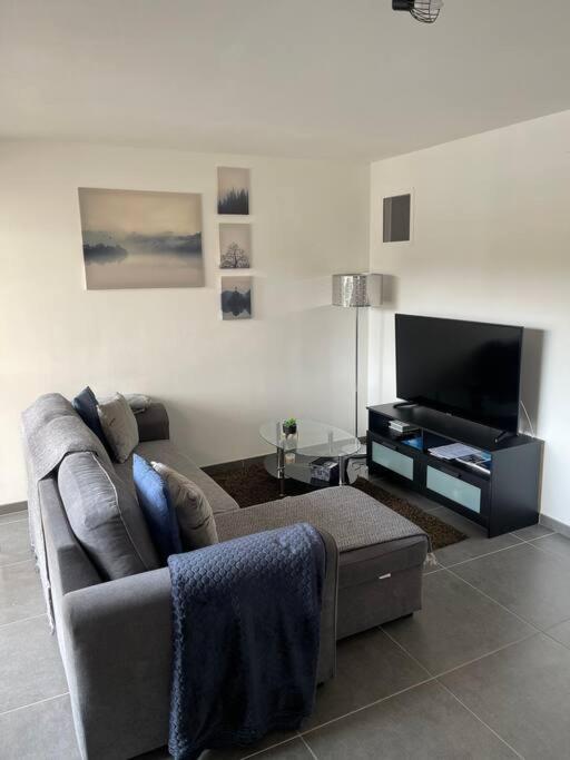 Proche Mer Et Centre Appart 2 Pieces Wifi&Clim Sainte-Maxime Bagian luar foto